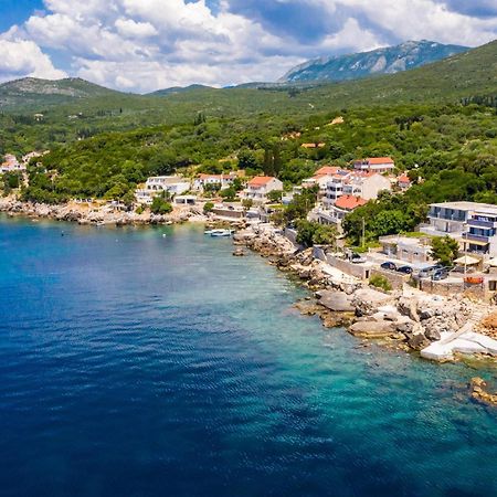 Stunning Apartment In Gruda With House Sea View Molunat Eksteriør bilde