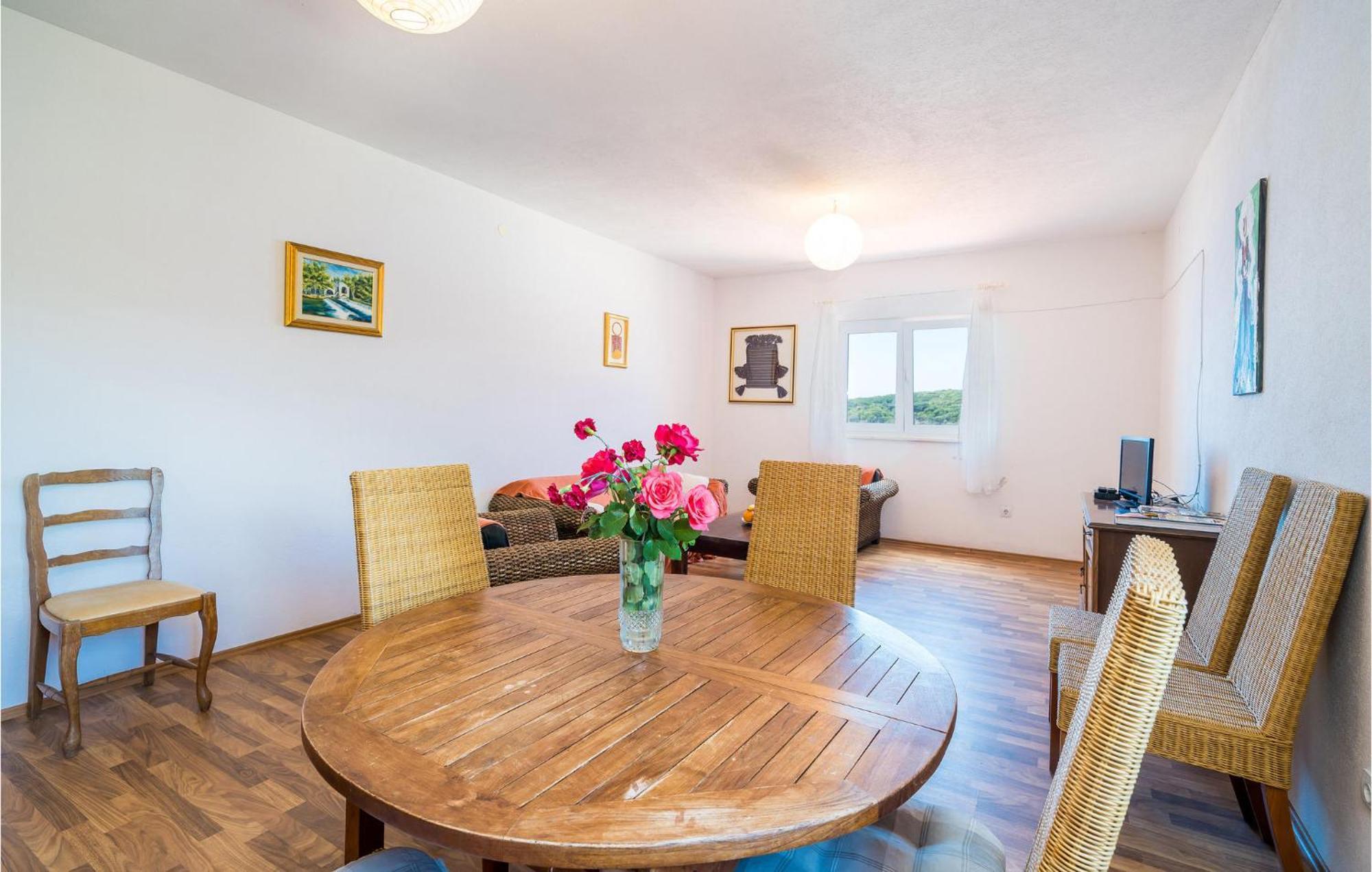Stunning Apartment In Gruda With House Sea View Molunat Eksteriør bilde